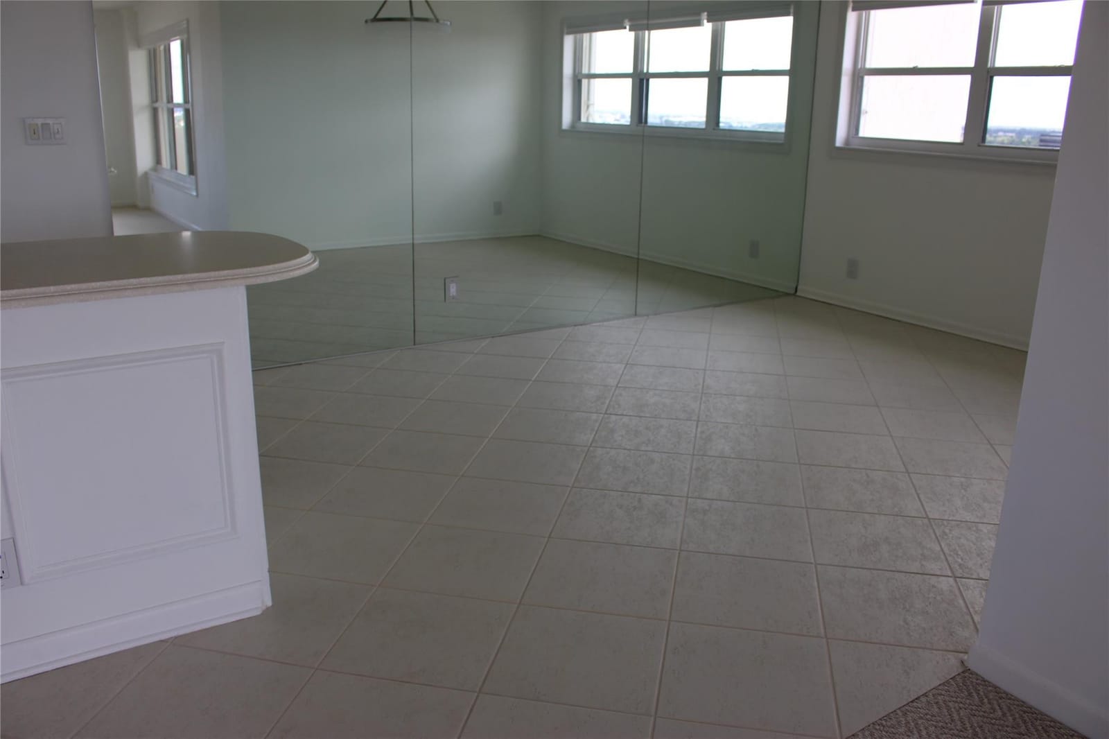 3200 Port Royale Drive 2007 — photo 11