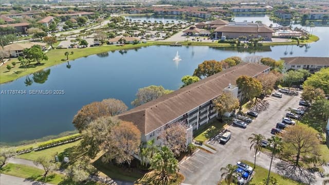 1251 SW 134th Way 106A, Pembroke Pines, FL 33027