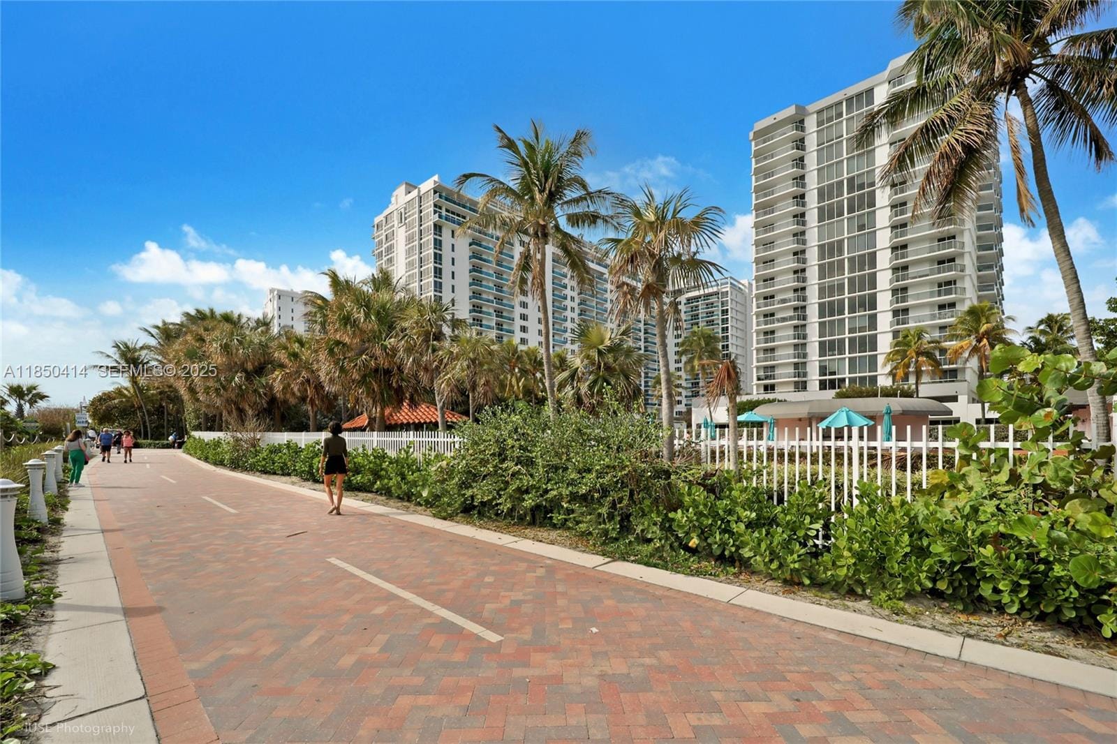 2401 Collins Avenue 1109, Miami Beach, FL 33140 photo 16