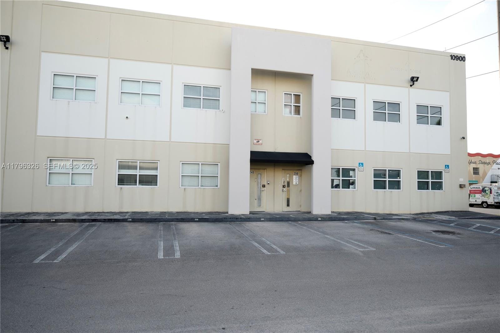10900 NW 21st Street 240, Sweetwater, FL 33172