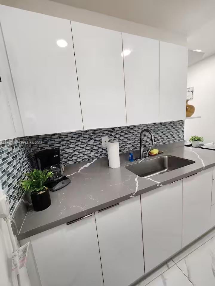 342 Van Buren Street, Hollywood, FL 33019 photo 4
