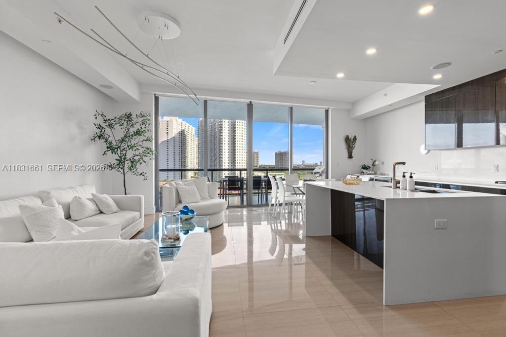 3250 NE 188th Street 904, Aventura, FL 33180, Aventura