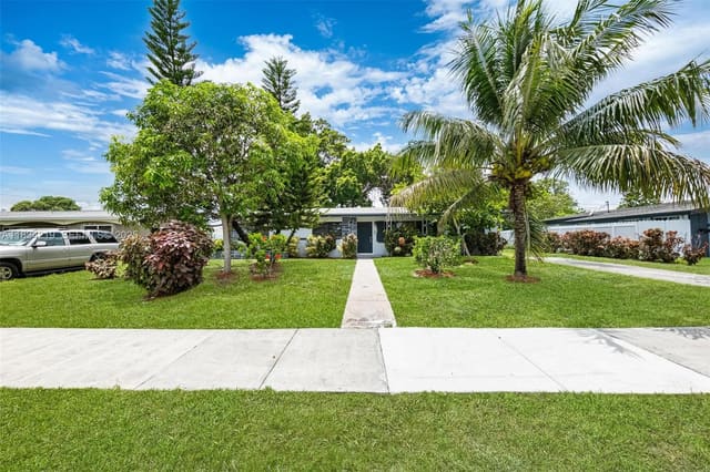 18900 NW 19th Avenue, Miami Gardens, FL 33056