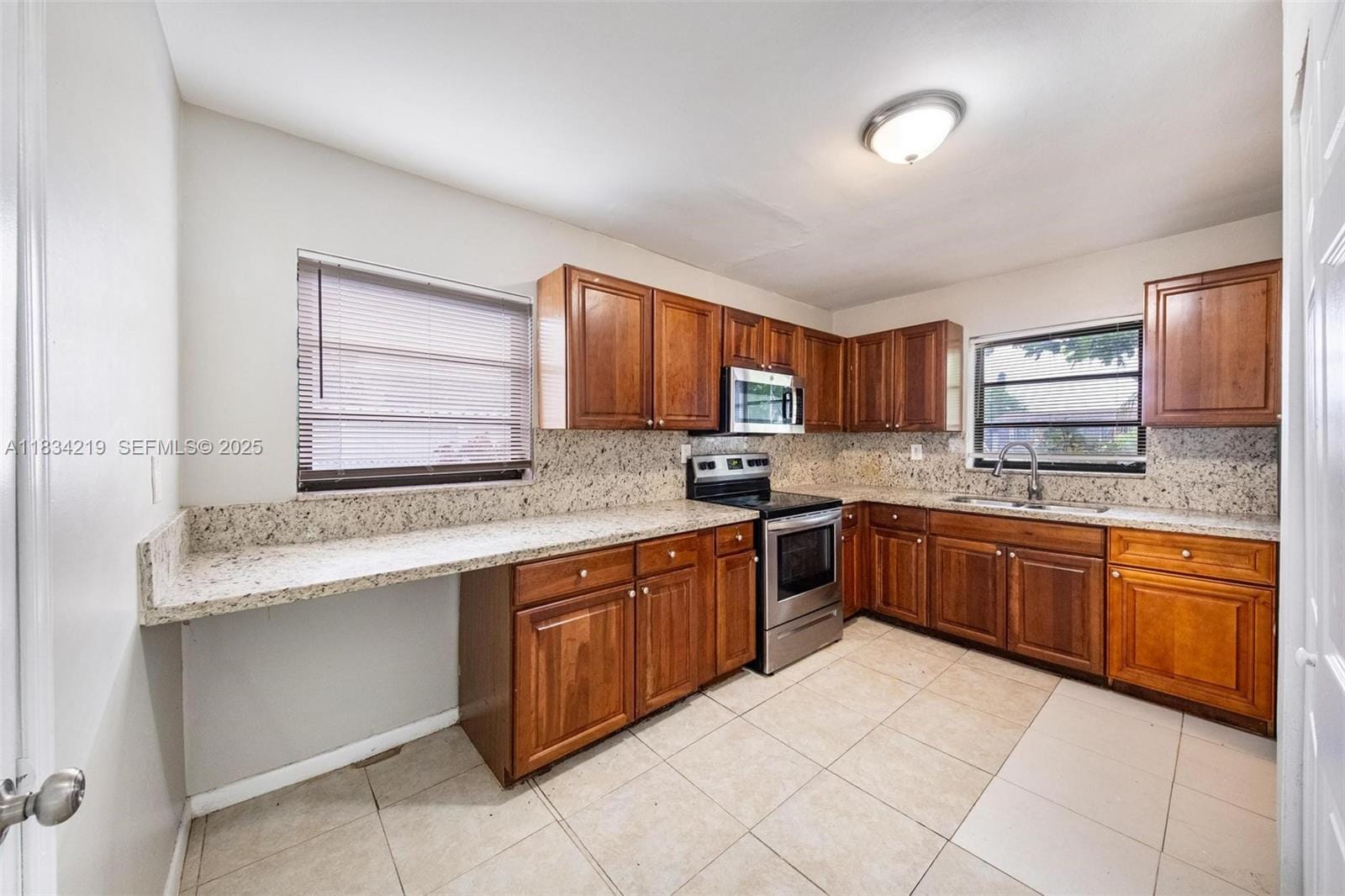 18900 NW 19th Avenue, Miami Gardens, FL 33056 photo 14