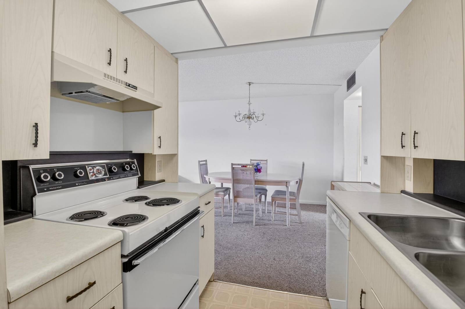 4093 Wolverton E 4093, Boca Raton, FL 33434 photo 20