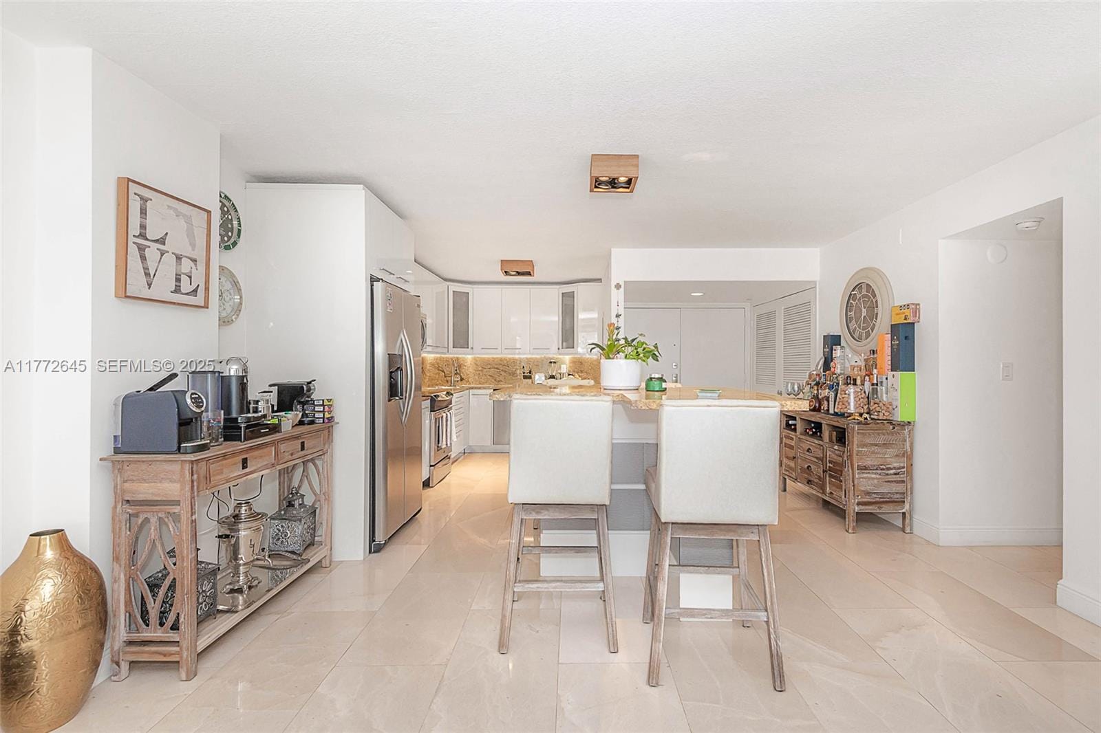 6423 Collins Avenue 309 — photo 11