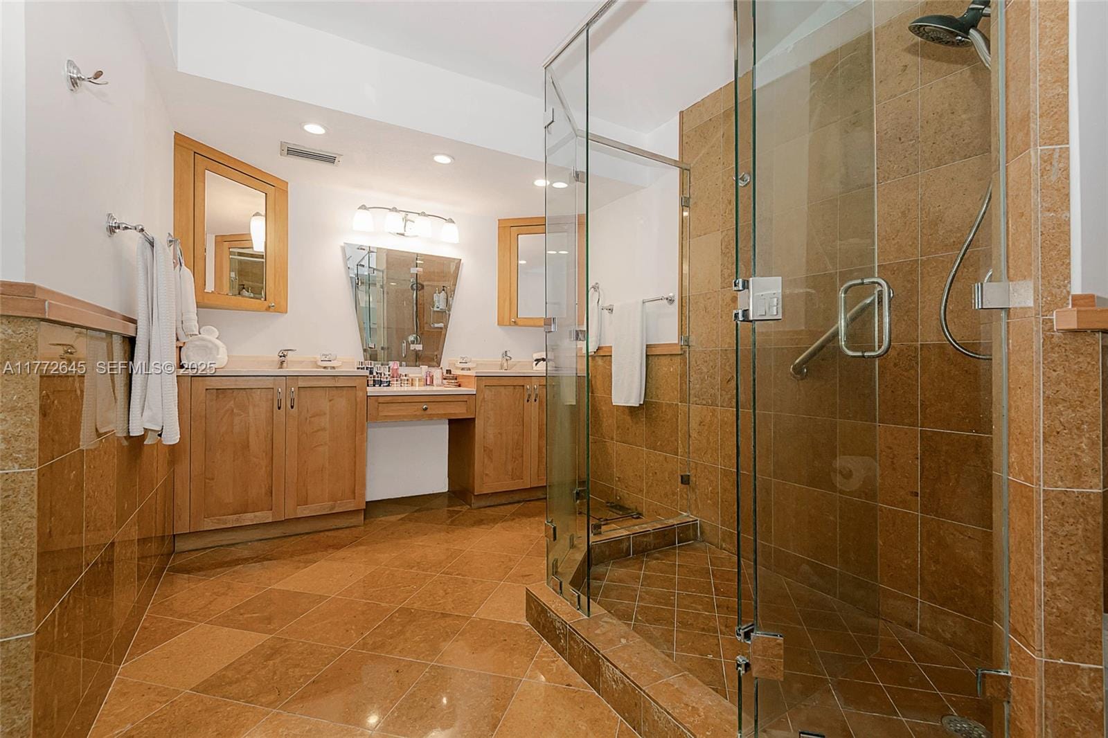 6423 Collins Avenue 309, Miami Beach, FL 33141 photo 22