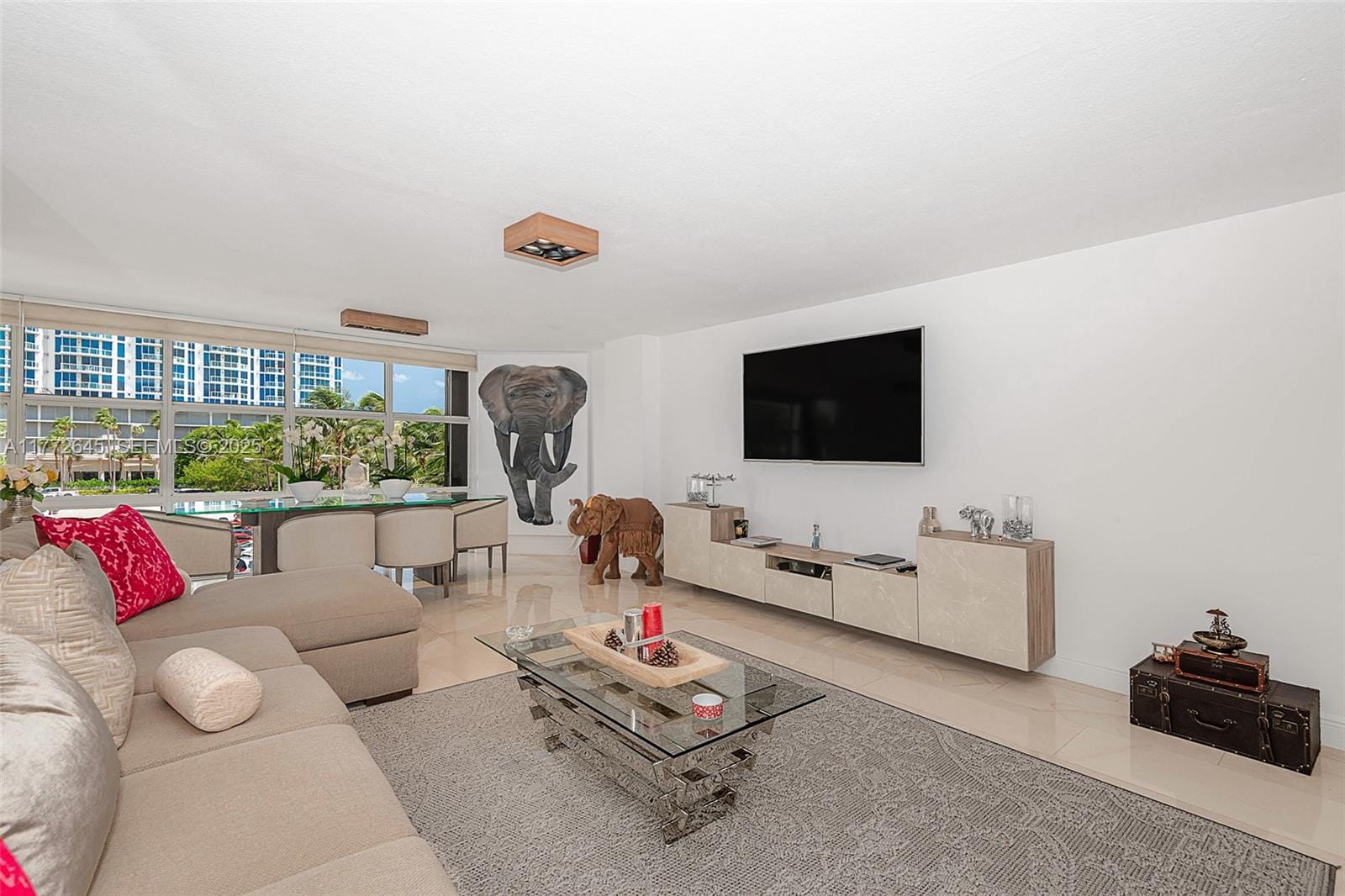 6423 Collins Avenue 309 — photo 7