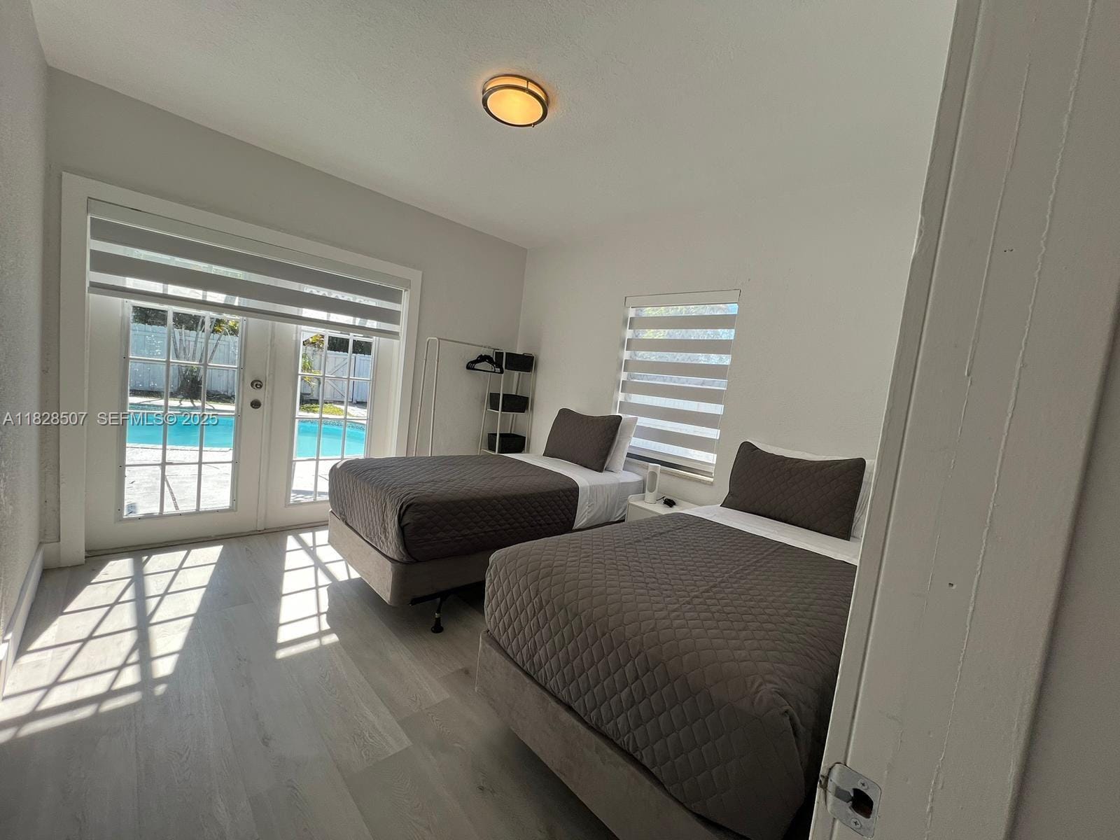 1214 NE 180th Street, North Miami Beach, FL 33162 photo 12