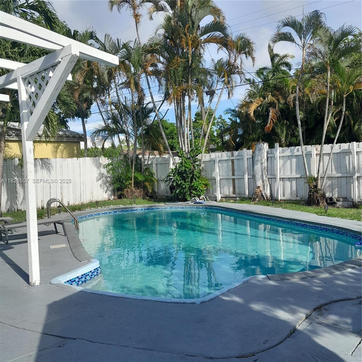 1214 NE 180th Street, North Miami Beach, FL 33162 photo 20