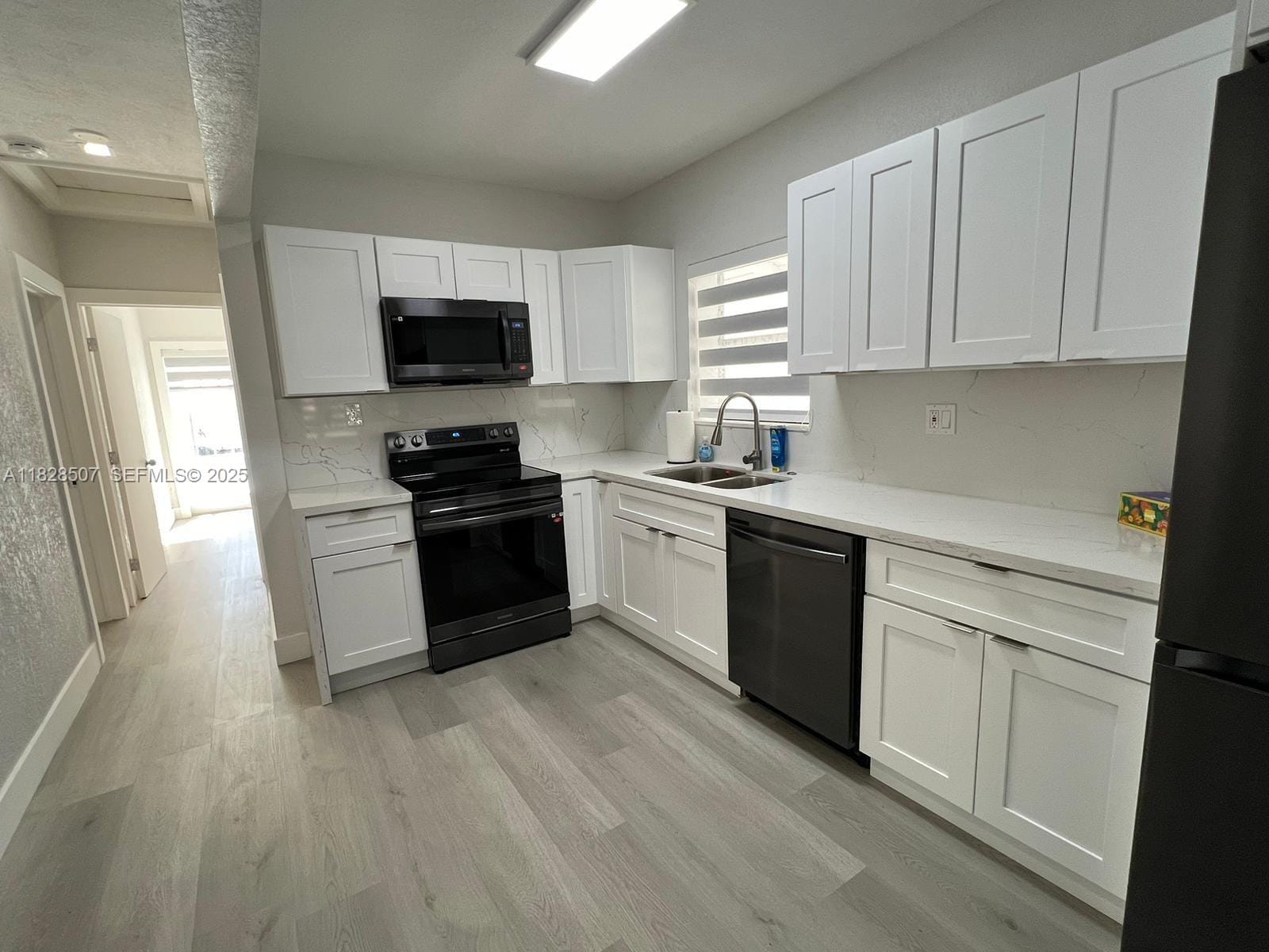 1214 NE 180th Street, North Miami Beach, FL 33162 photo 4