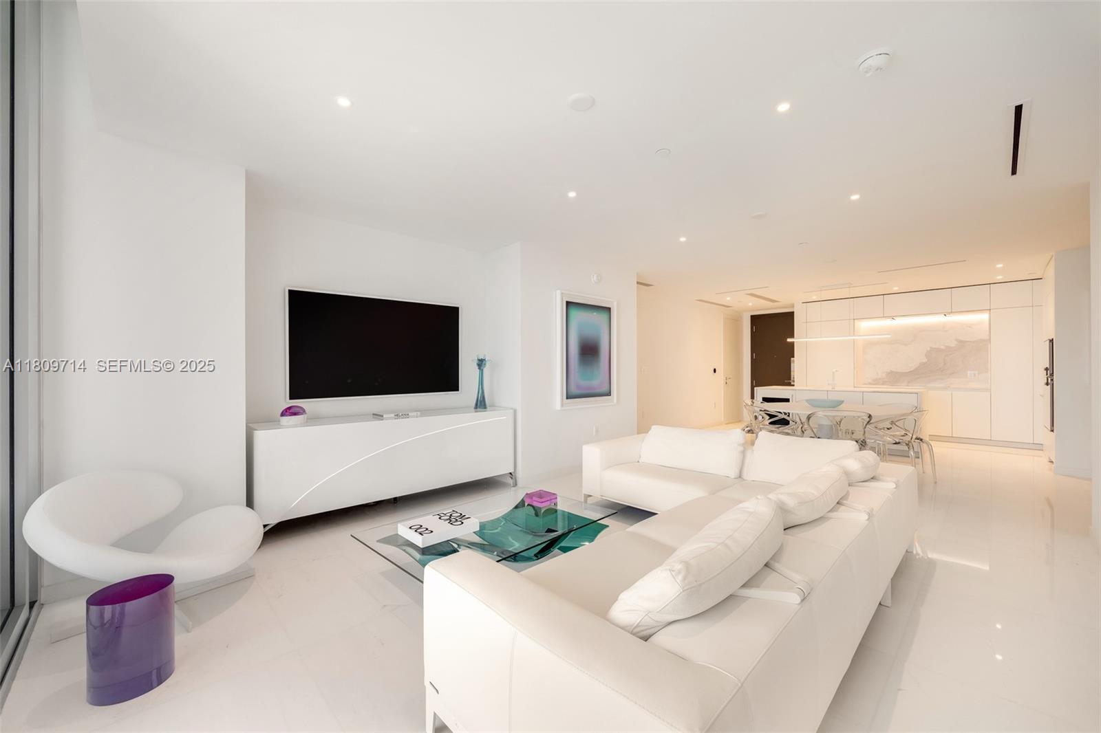 300 Biscayne Blvd Way 5205W — photo 2