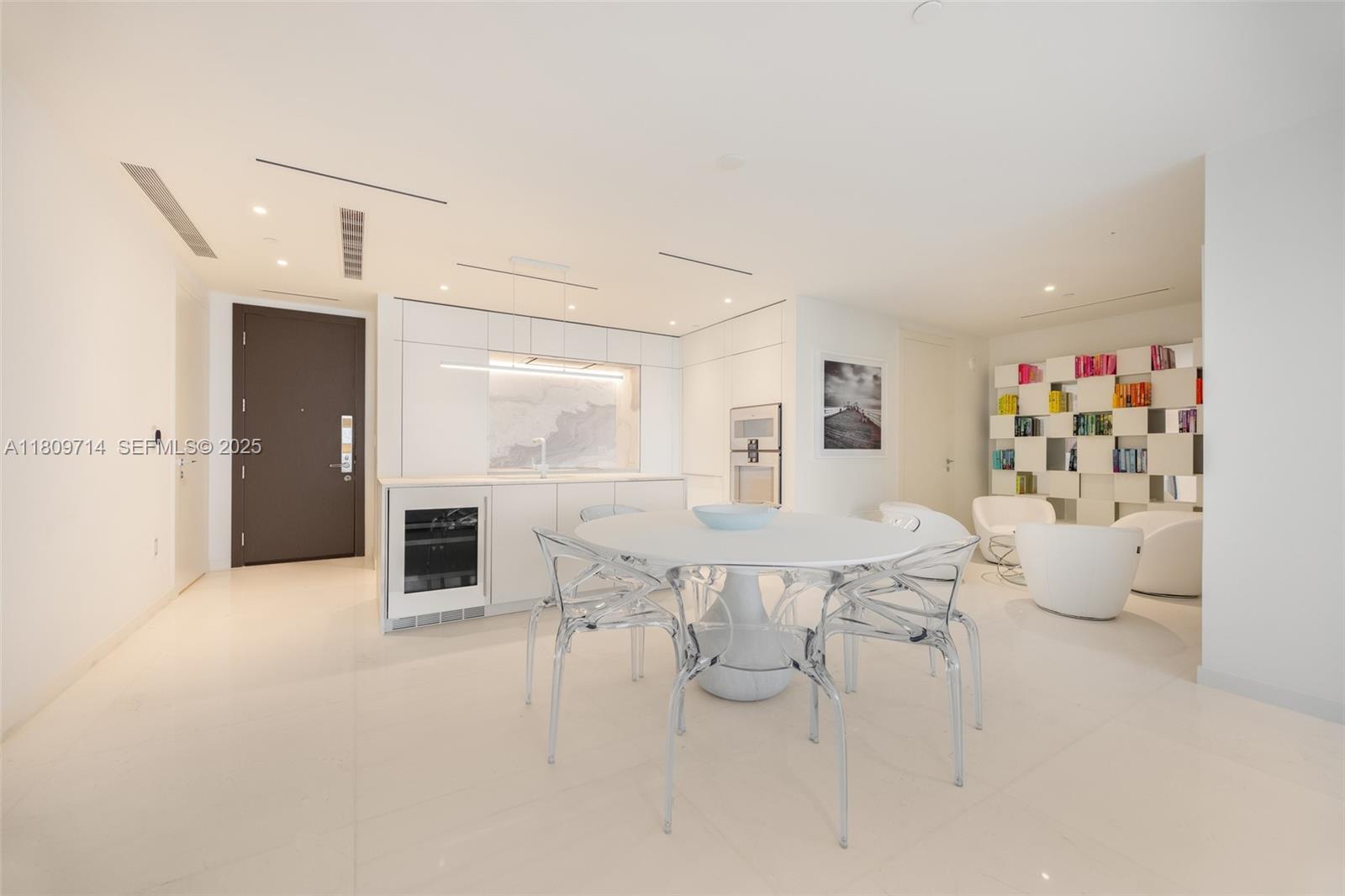 300 Biscayne Blvd Way 5205W, Miami, FL 33131 photo 20