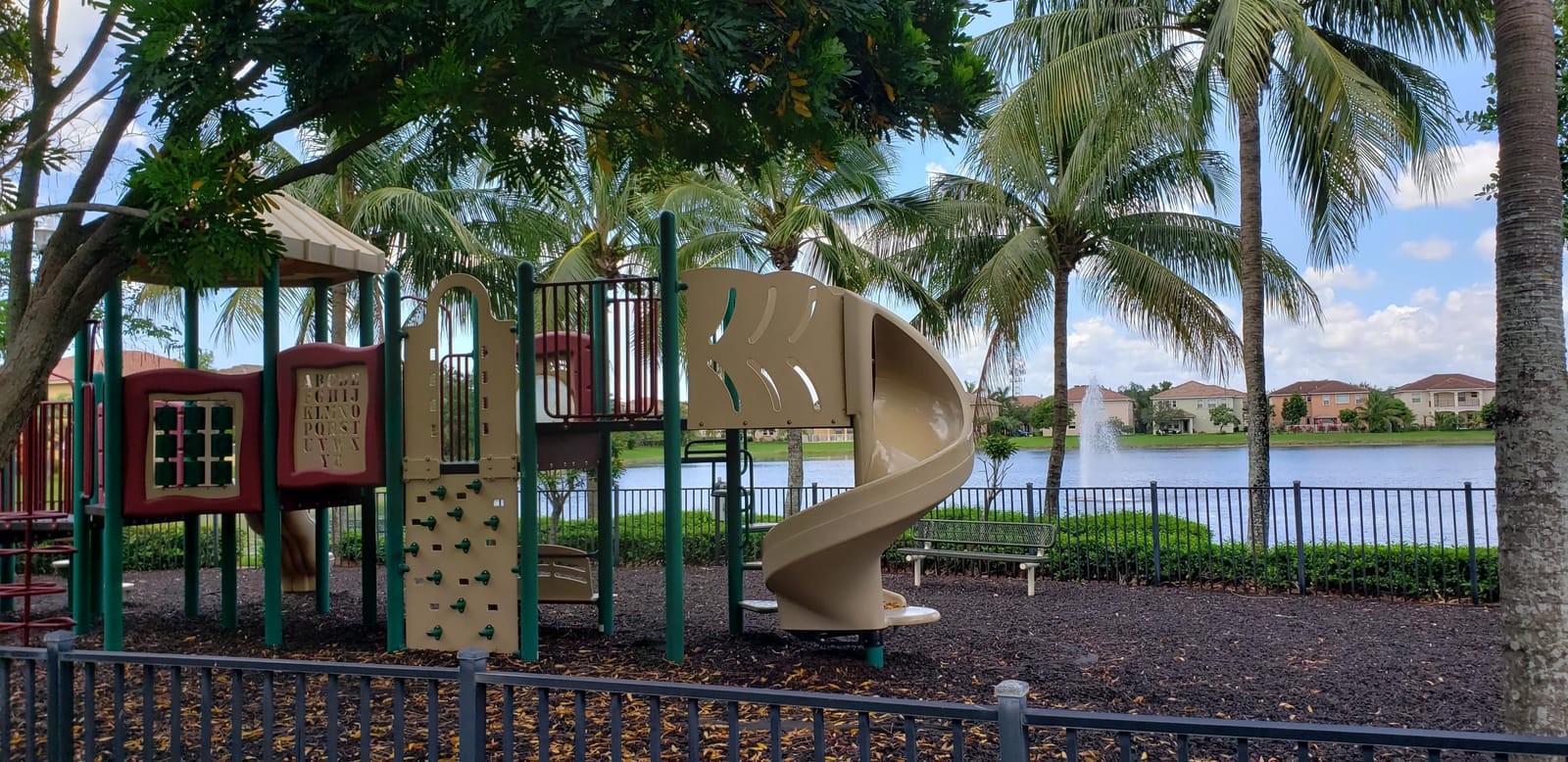 211 Gazetta Way, West Palm Beach, FL 33413 photo 13