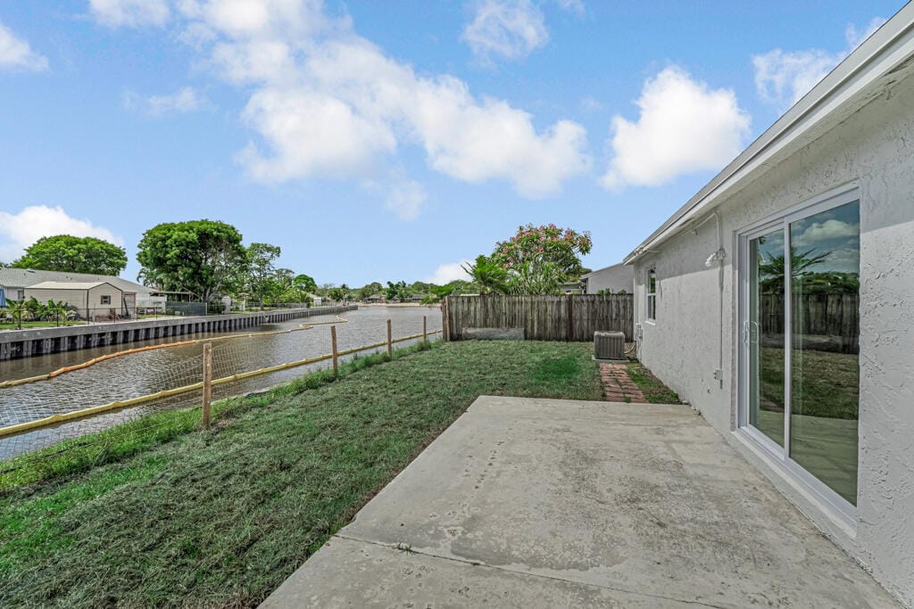 4806 Gladiator Circle, Greenacres, FL 33463 photo 27