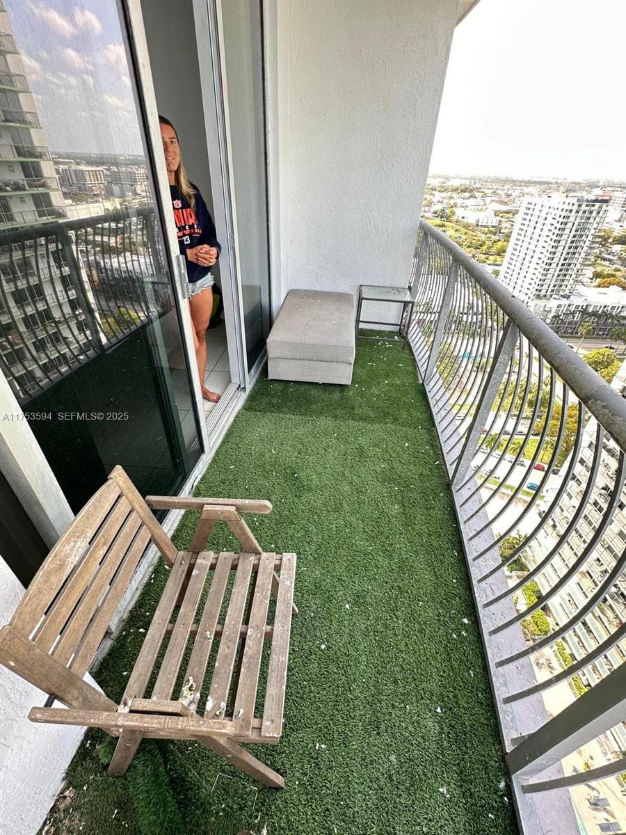 1750 N Bayshore Drive 2905, Miami, FL 33132 photo 13
