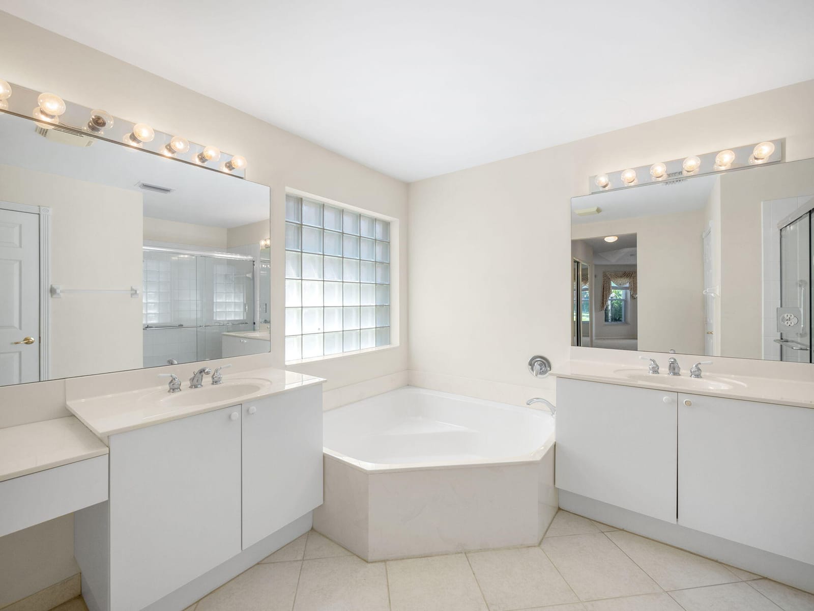 7569 Las Cruces Court, Boynton Beach, FL 33437 photo 20