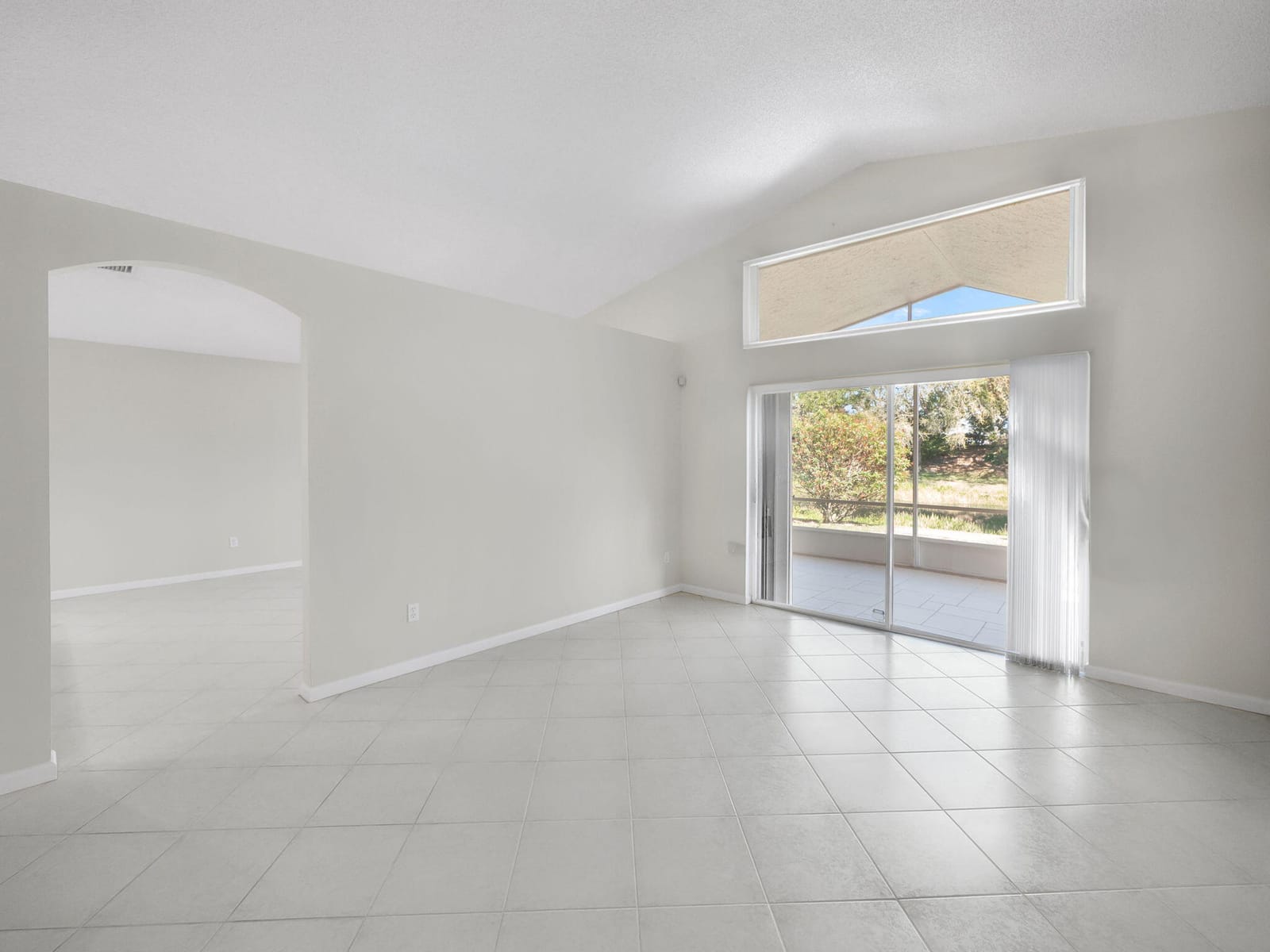7569 Las Cruces Court, Boynton Beach, FL 33437 photo 8
