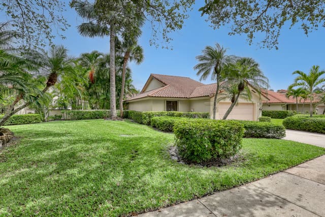 2845 Cuyahoga Lane, West Palm Beach, FL 33409