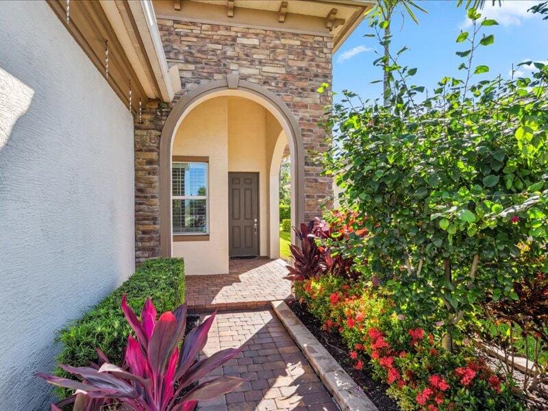 11359 SW Visconti Way, Port St. Lucie, FL 34986