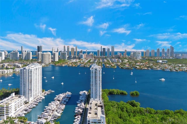 17211 Biscayne Bs-98 Boulevard, sold in Maule Fed Hwy Industrial, North Miami Beach, FL