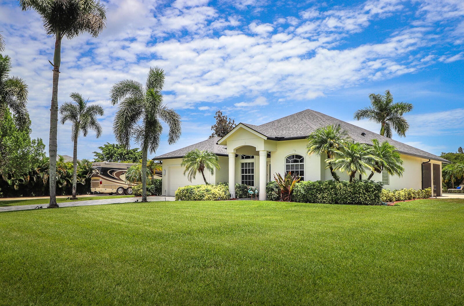 16142 76th Trail N, Palm Beach Gardens, FL 33418
