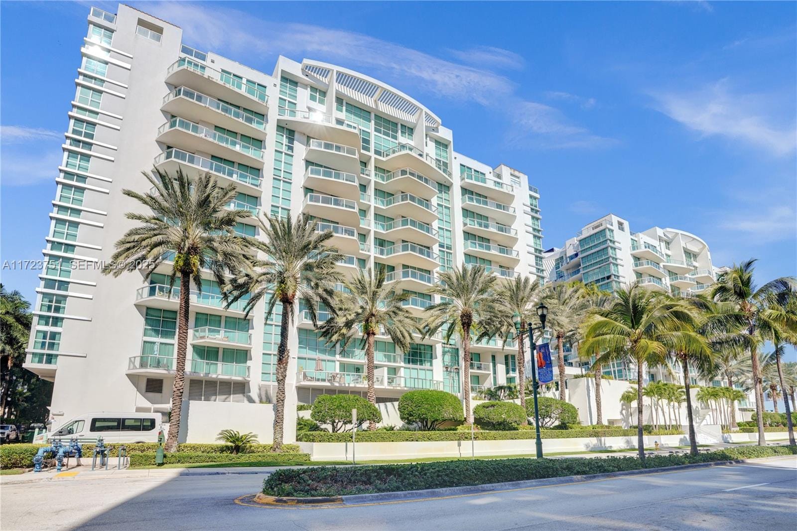 3131 NE 188th Street 2-803, Aventura, FL 33180 photo 3