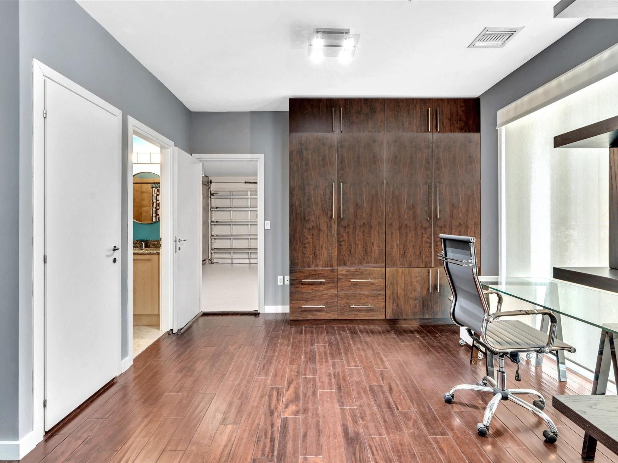 733 NE 4th Avenue 733 — photo 8
