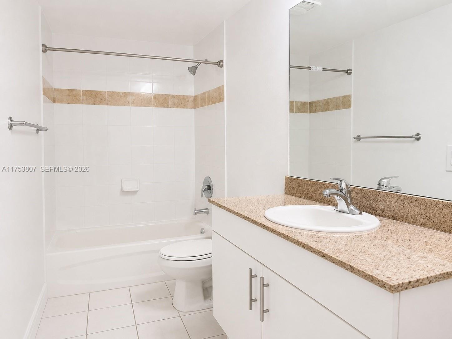 1861 S River Drive 1504 — photo 9