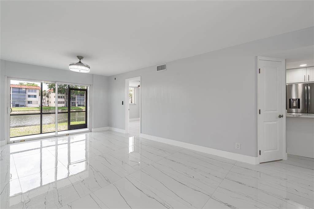 361 S Hollybrook Drive 105, Pembroke Pines, FL 33025 photo 2