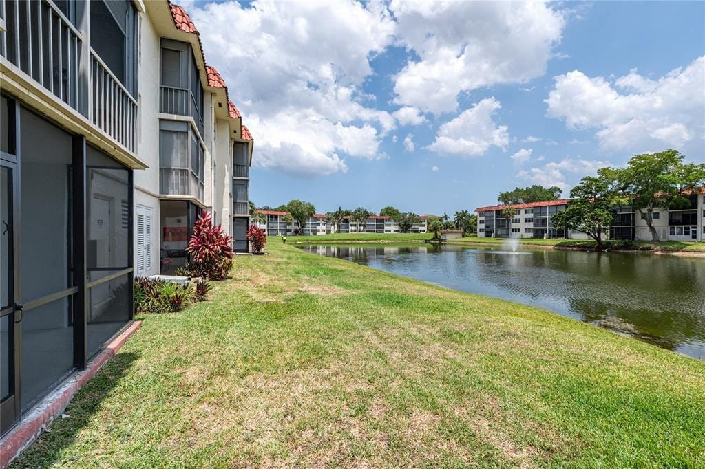361 S Hollybrook Drive 105, Pembroke Pines, FL 33025 photo 16