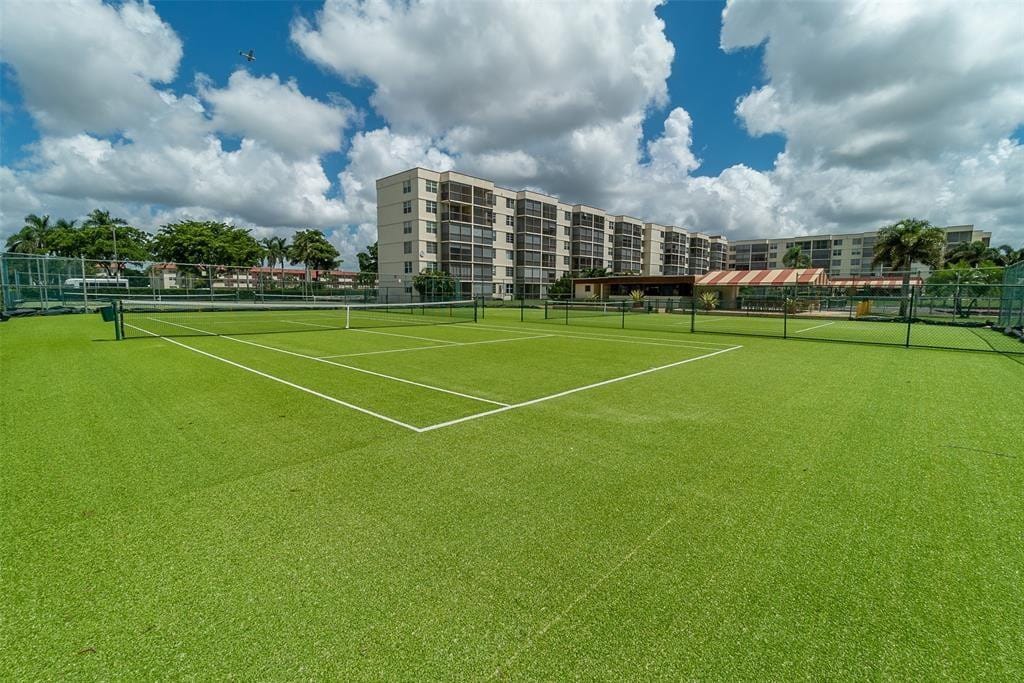 361 S Hollybrook Drive 105, Pembroke Pines, FL 33025 photo 23