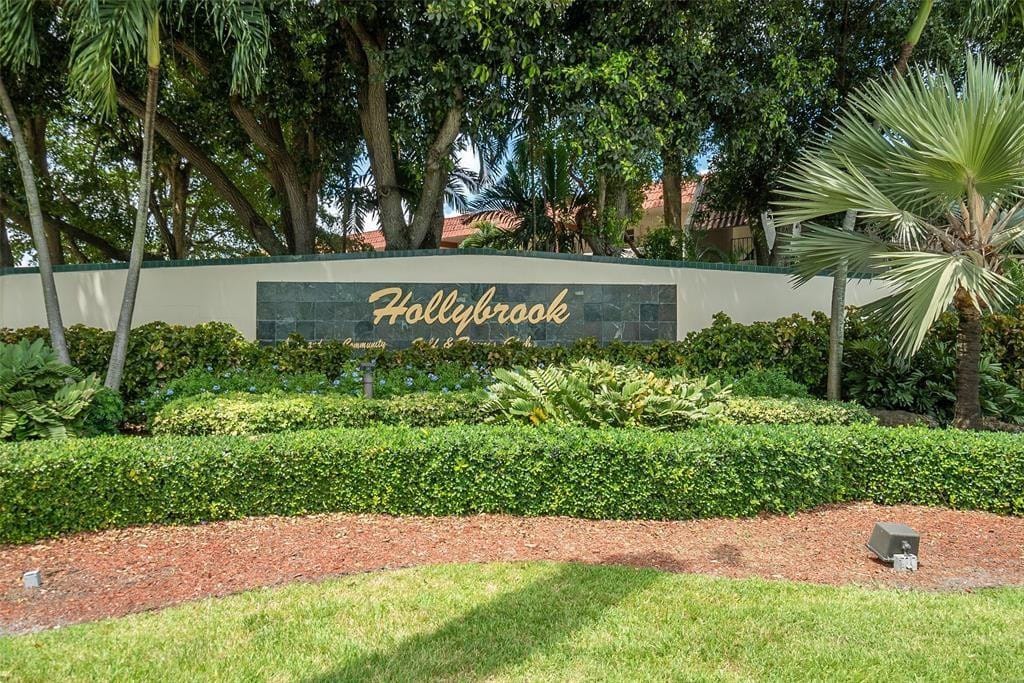 361 S Hollybrook Drive 105, Pembroke Pines, FL 33025 photo 28
