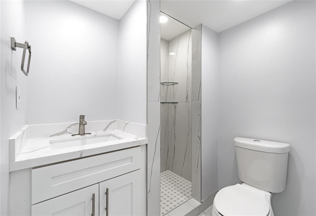 361 S Hollybrook Drive 105, Pembroke Pines, FL 33025 photo 7