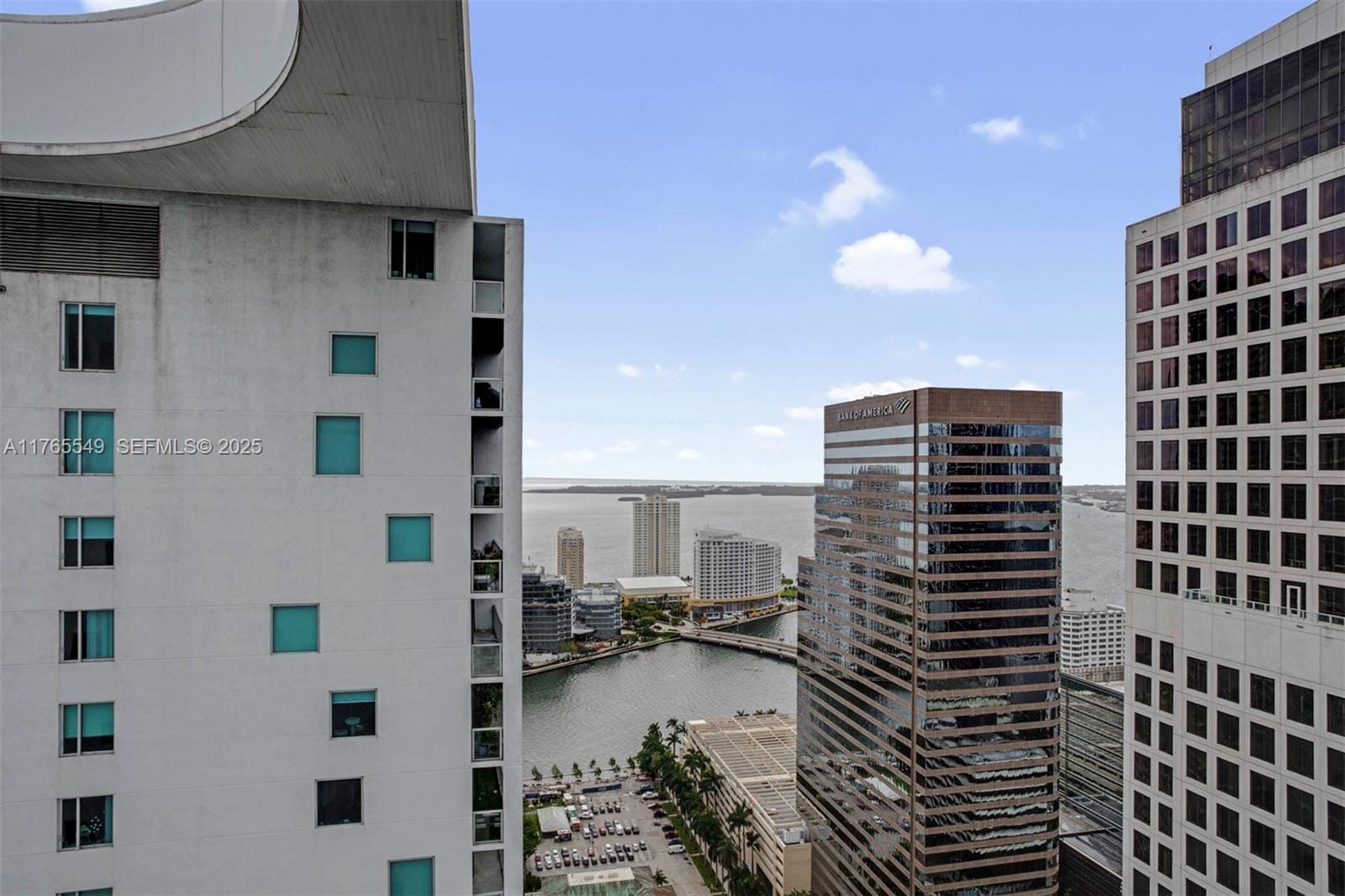 55 SE 6th Street 4110, Miami, FL 33131 photo 19