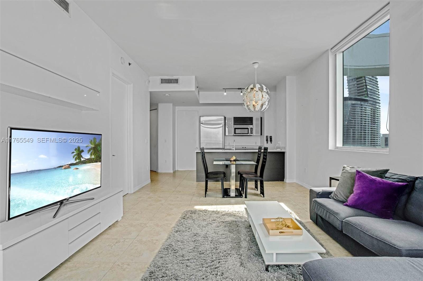 55 SE 6th Street 4110, Miami, FL 33131 photo 3