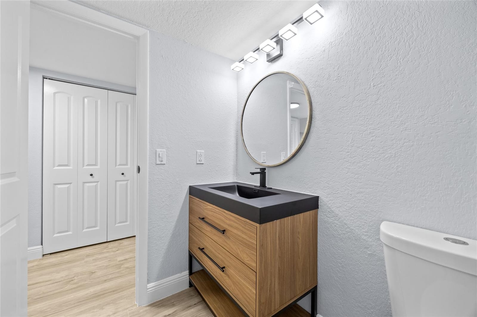 6061 N Falls Cir Drive 109, Lauderhill, FL 33319 photo 26