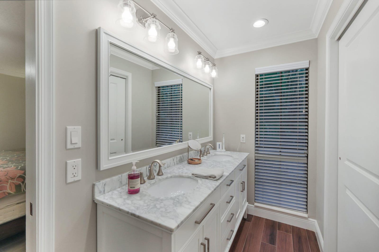 10466 Trailwood Circle — photo 12
