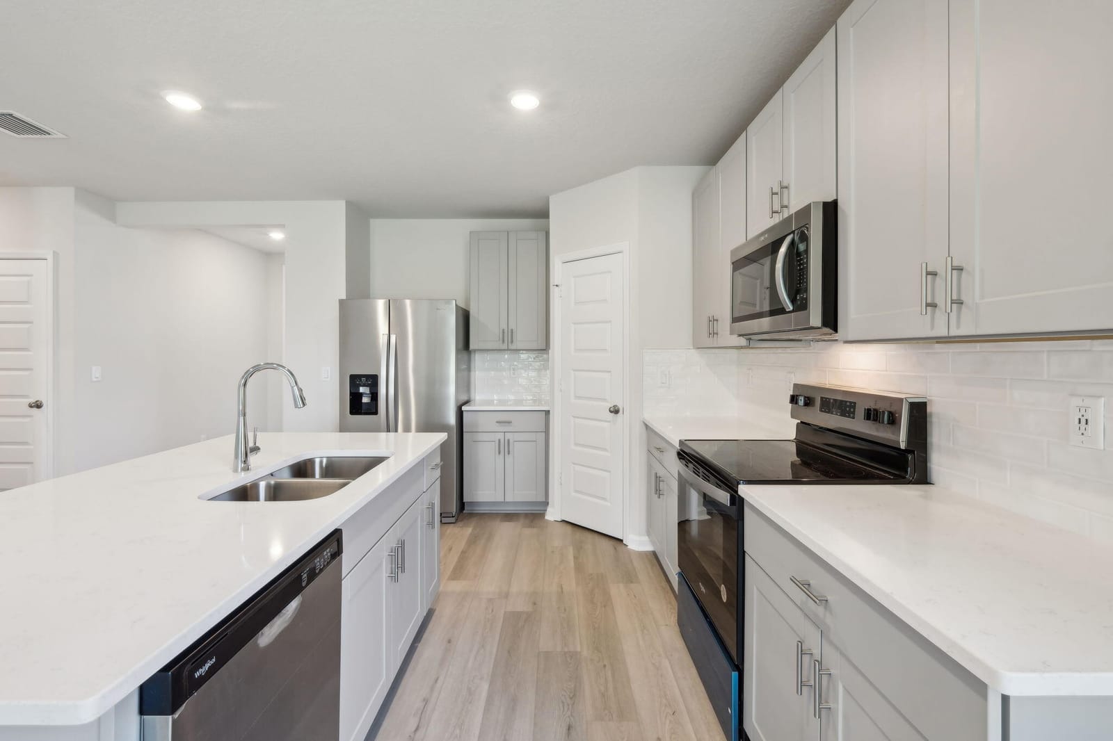 5409 Hampton Park Circle — photo 12
