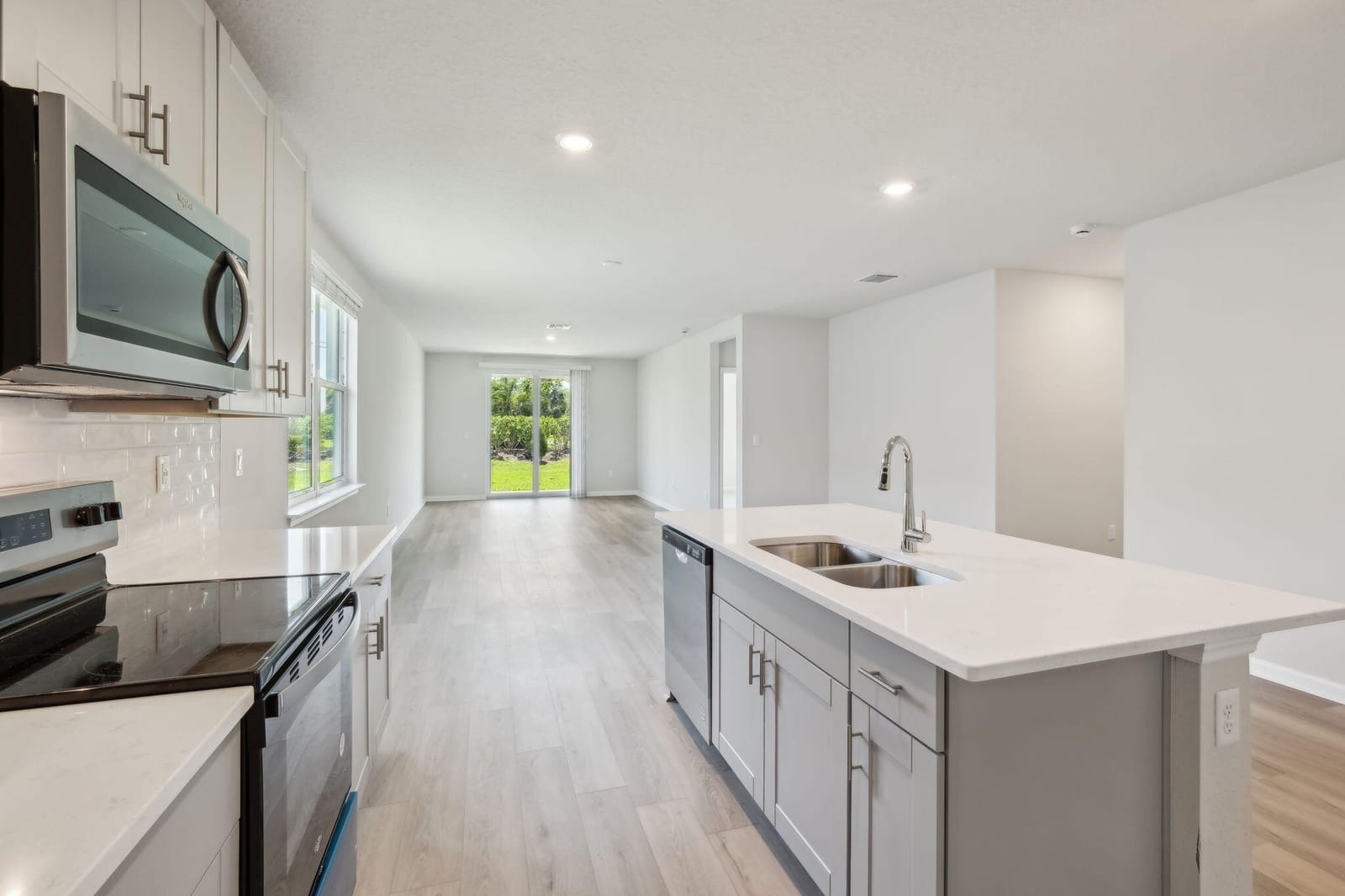 5409 Hampton Park Circle, Vero Beach, FL 32966 photo 13