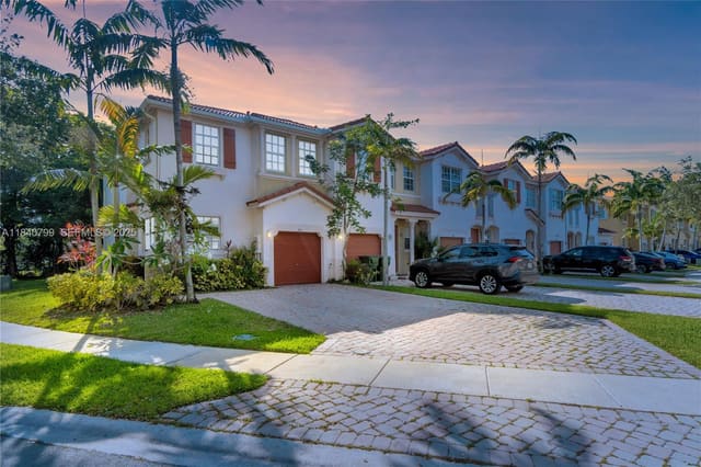 346 NE 21st Avenue, Homestead, FL 33033