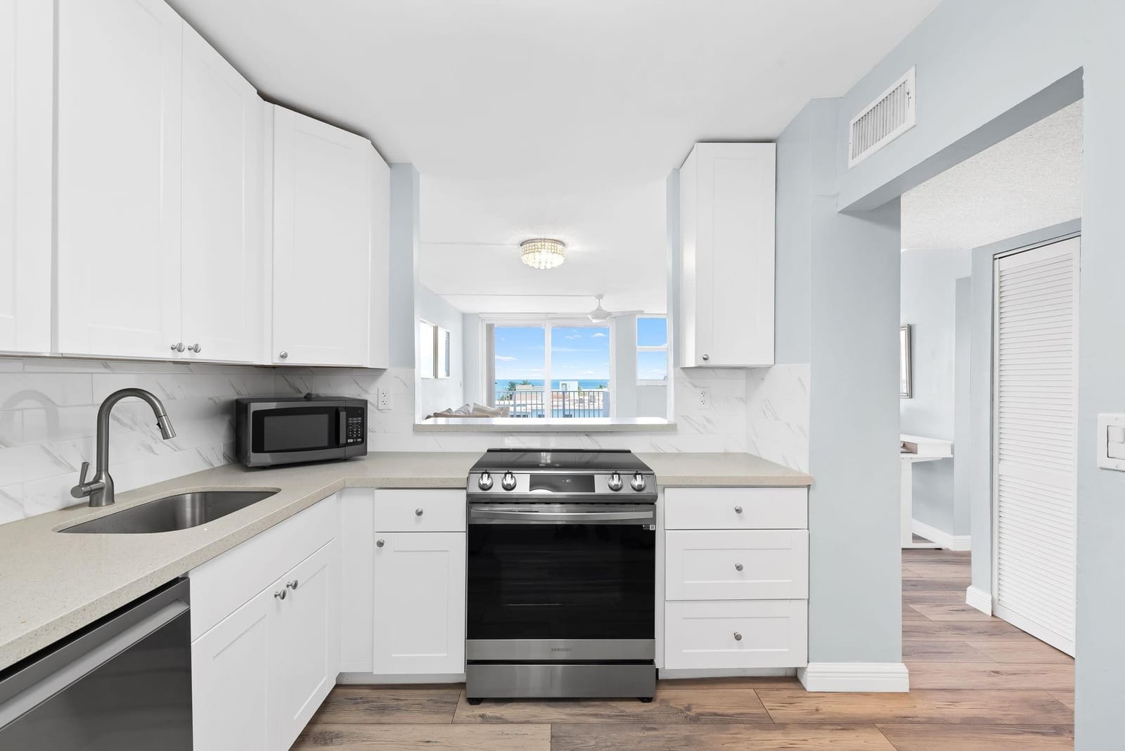 211 S Ocean Drive 603, Hollywood, FL 33019 photo 13