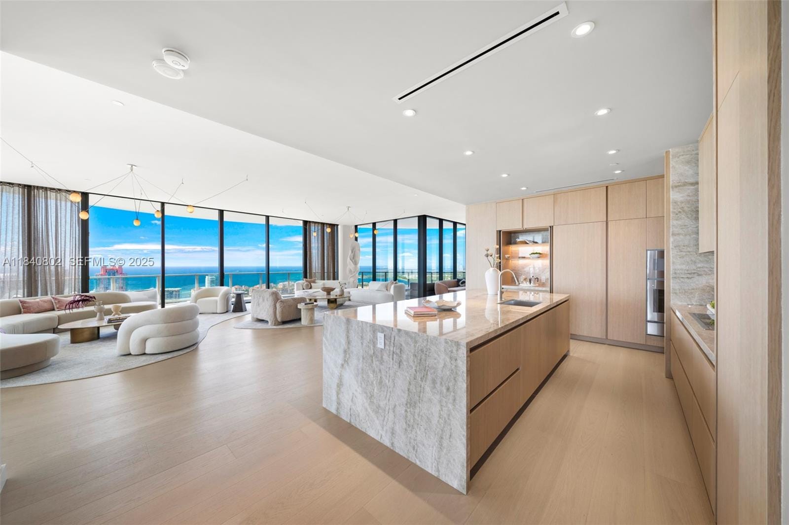 501 West Avenue PH4701, Miami Beach, FL 33139 photo 2