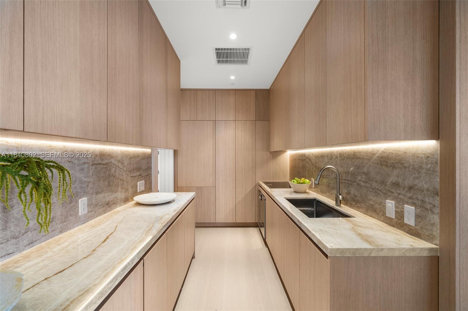 501 West Avenue PH4701, Miami Beach, FL 33139 photo 9