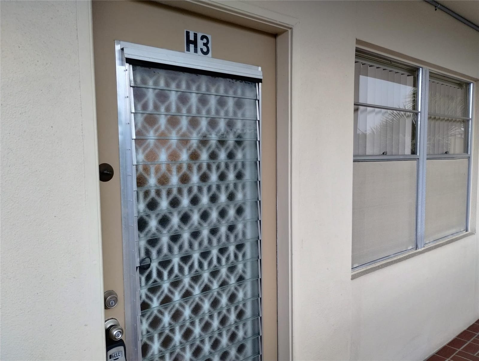 1905 Bermuda Circle H3 — photo 5