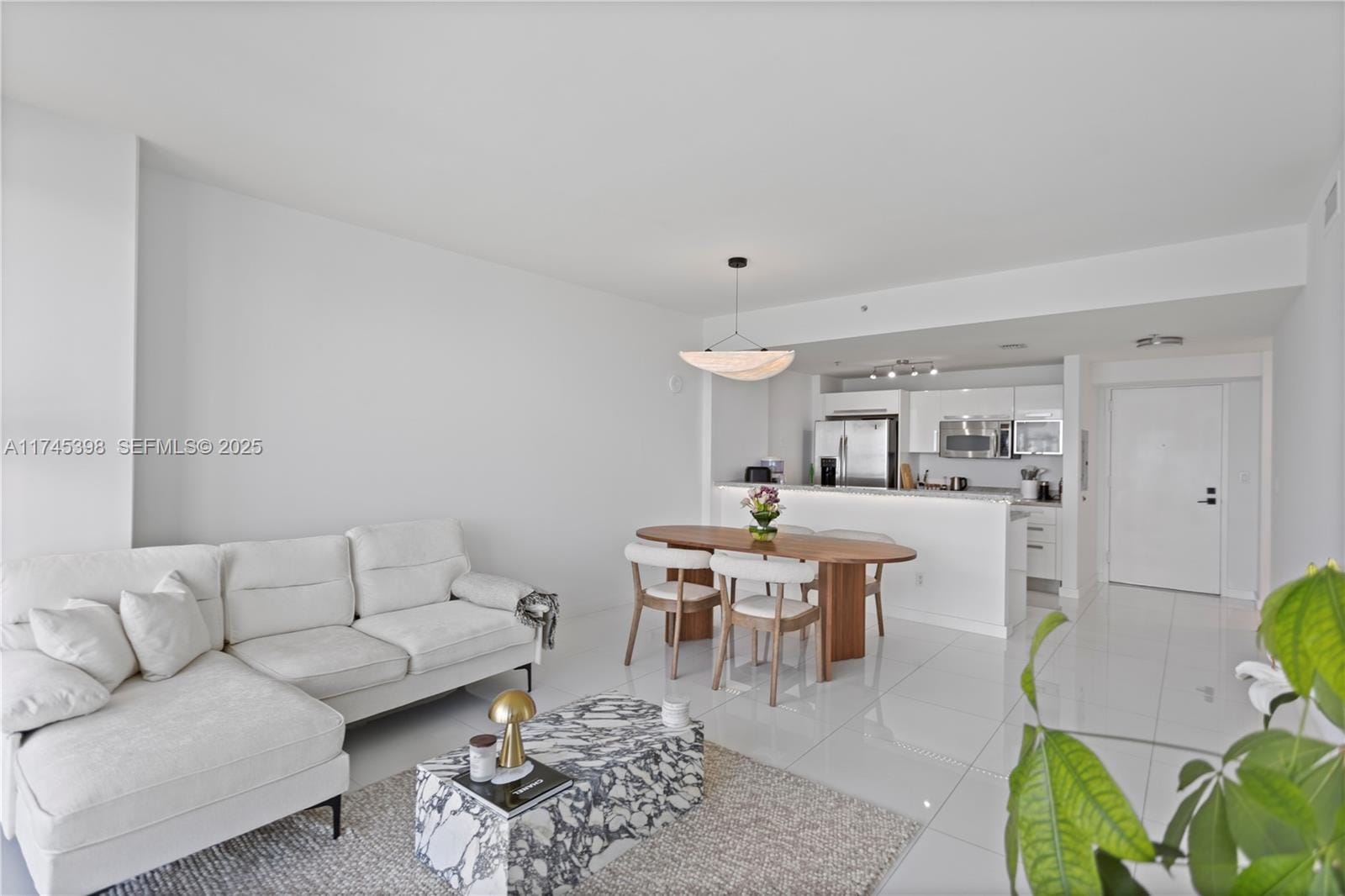 601 NE 36th Street 3011, Miami, FL 33137 photo 12