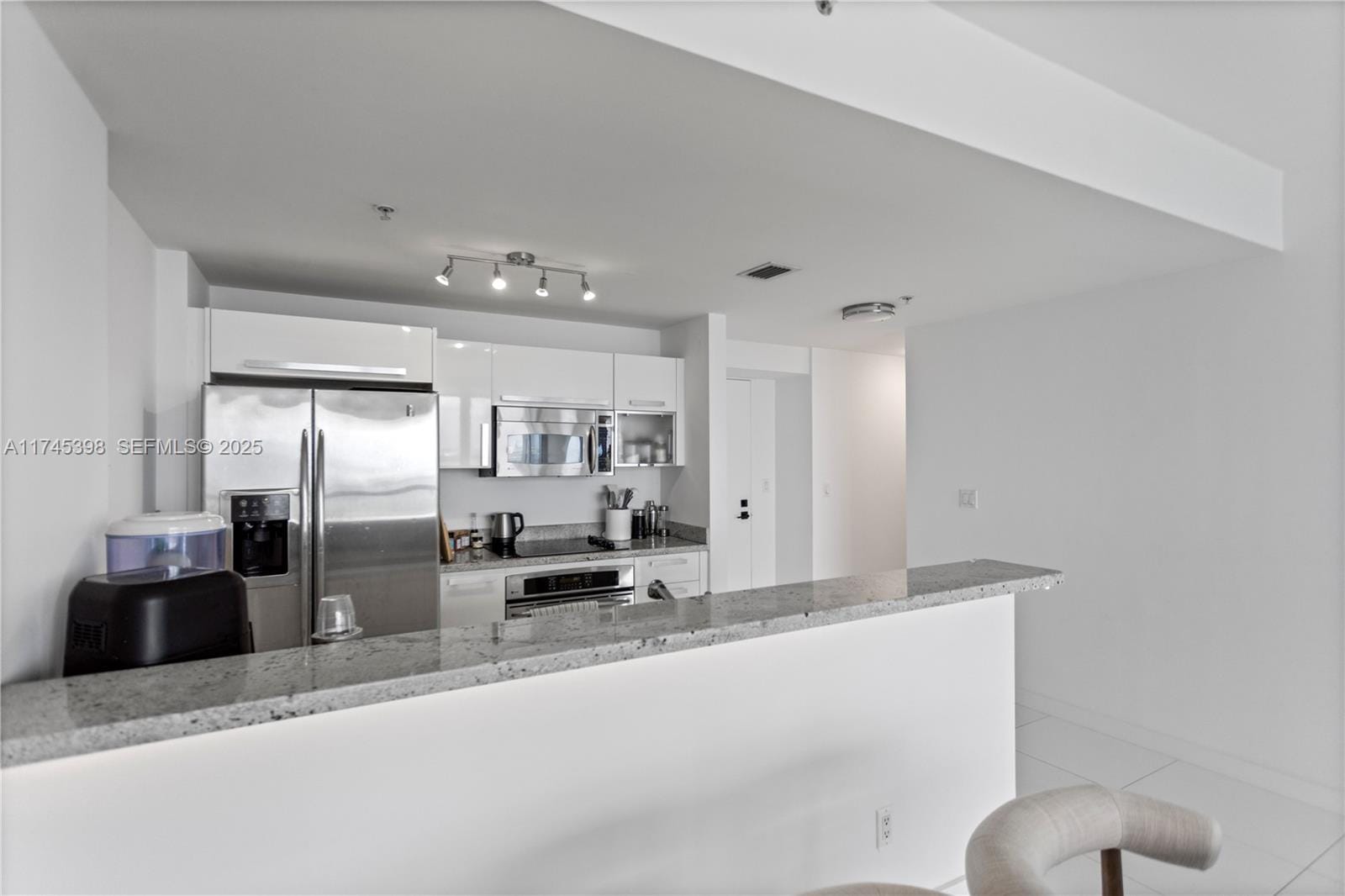 601 NE 36th Street 3011, Miami, FL 33137 photo 16