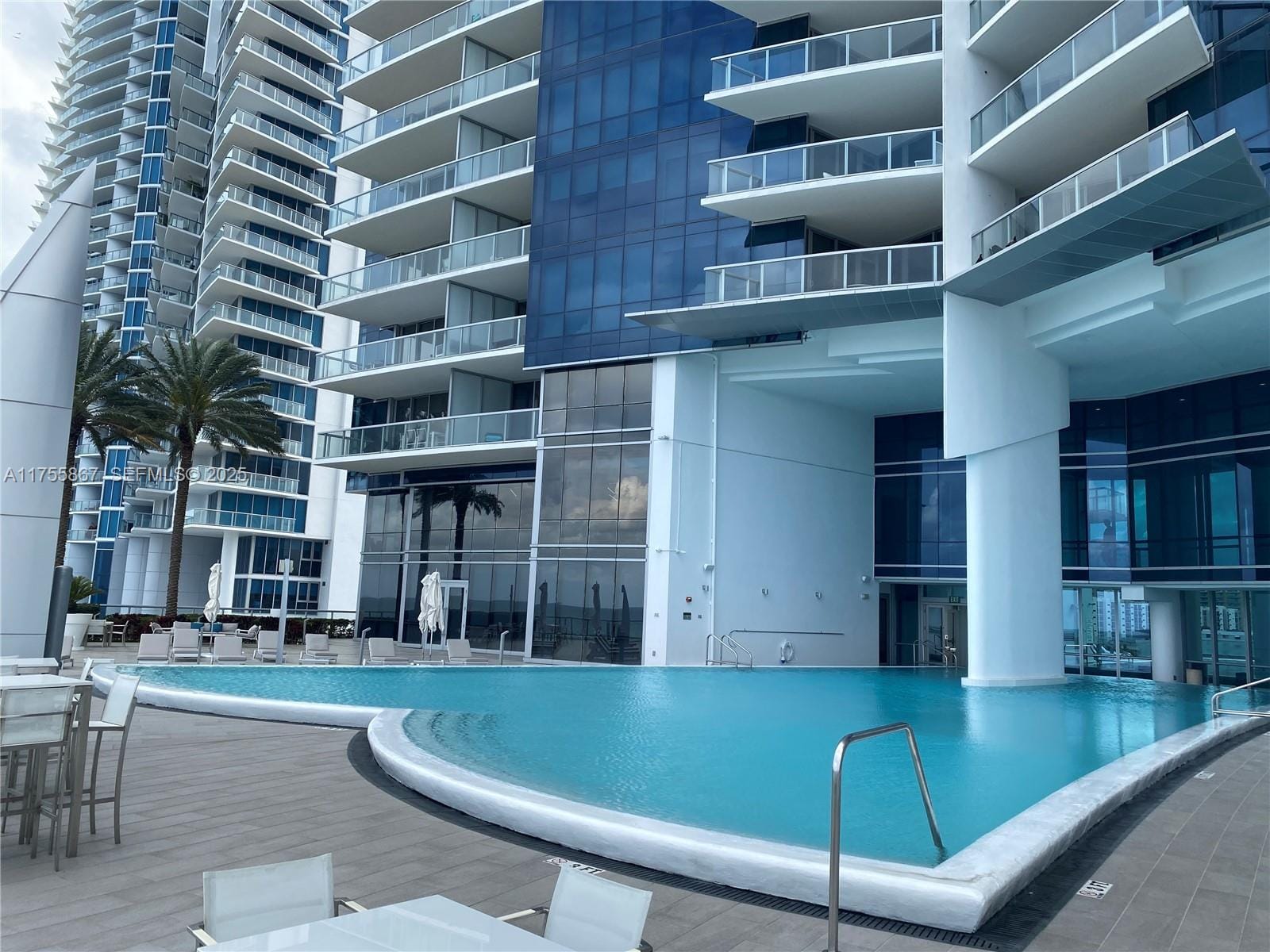 17121 Collins Avenue 1906, Sunny Isles Beach, FL 33160