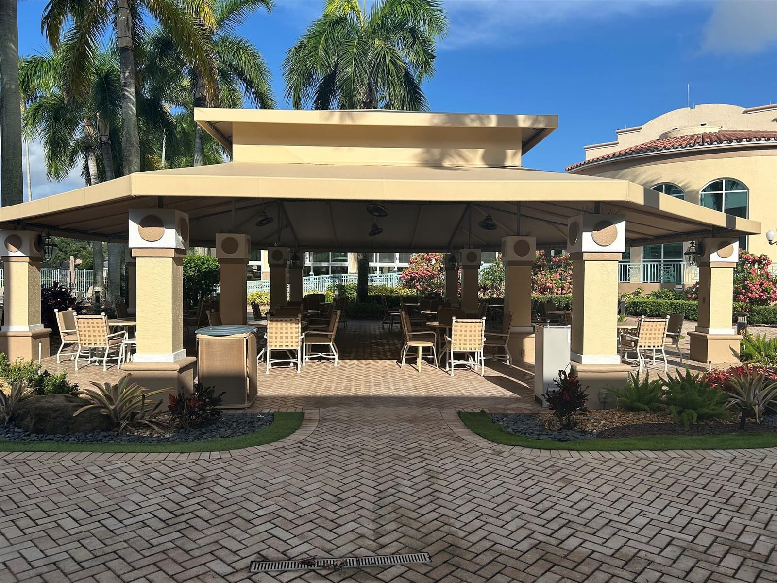 5914 Regal Glen Drive 205, Boynton Beach, FL 33437 photo 21