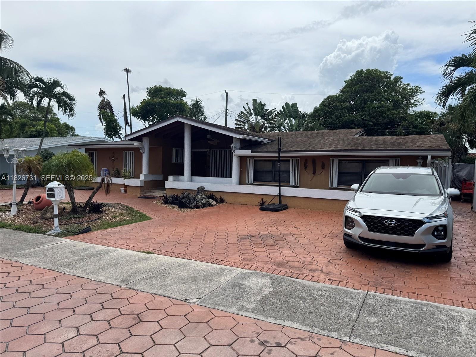 5372 W 9th Avenue, Hialeah, FL 33012 photo 4